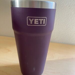 YETI // 26oz